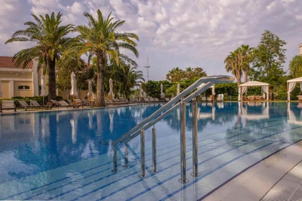 Hotel Splendid Conference & Spa - Bečići - Bazeni