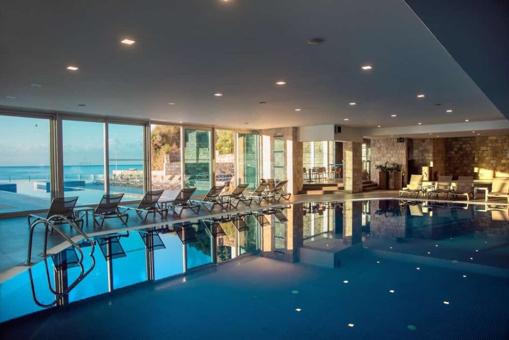 Hotel Avala Resorts & Villas - Budva - Unutrašnji bazeni