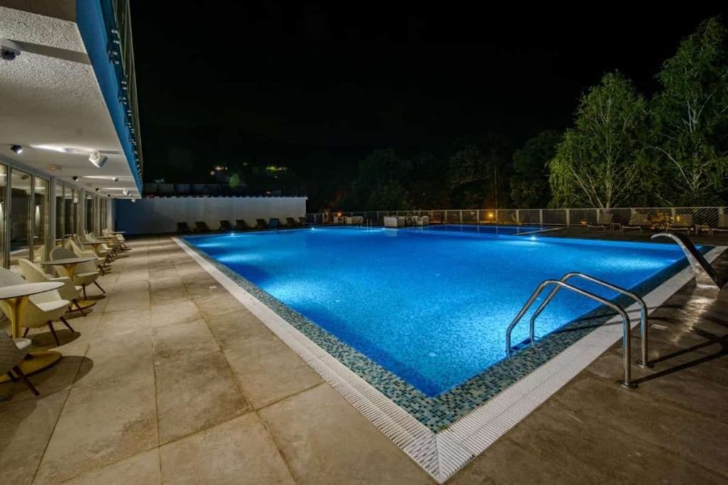 Hotel Sunce, Sokobanja - Bazen noću
