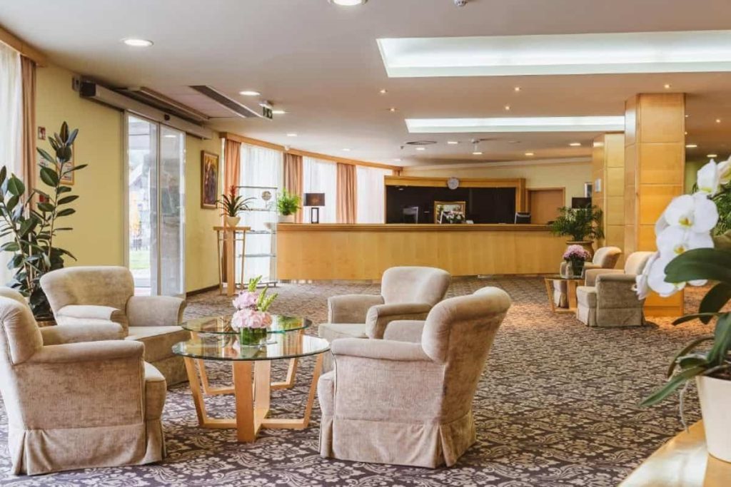 Ramada Hotel & Suites -Kranjska Gora - Lobby