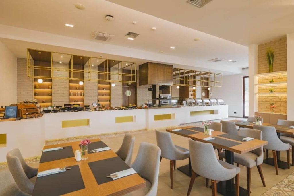 Radisson Ruža Vjetrova, Dobre Vode - Unutrašnjost restorana